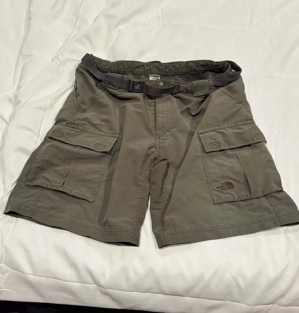 The North Face Men's Green Cargo Hiking Shorts with Belt